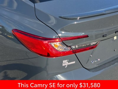 2025 Toyota Camry SE