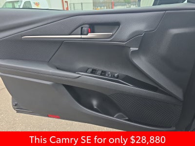 2025 Toyota Camry SE