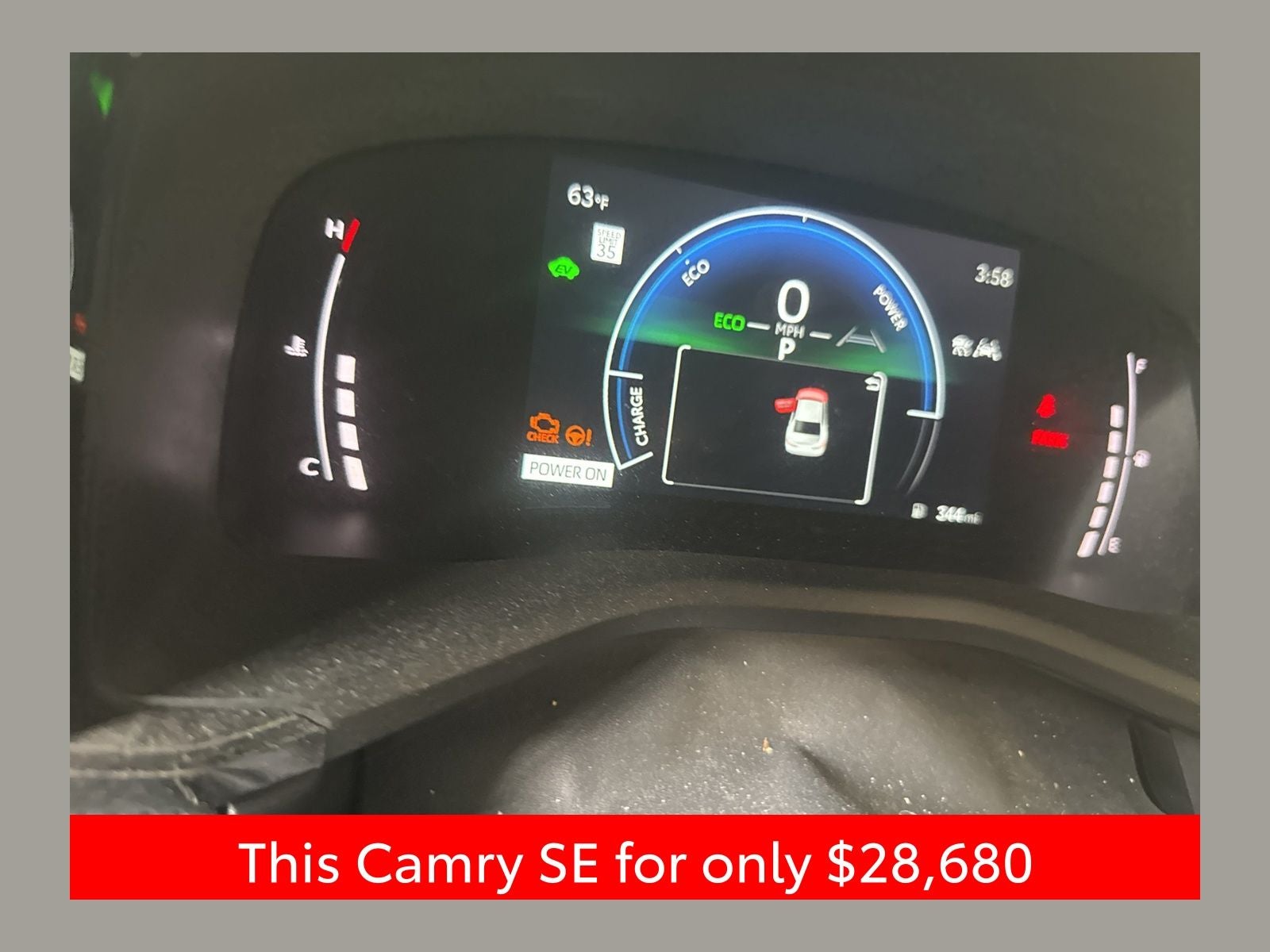 2025 Toyota Camry SE