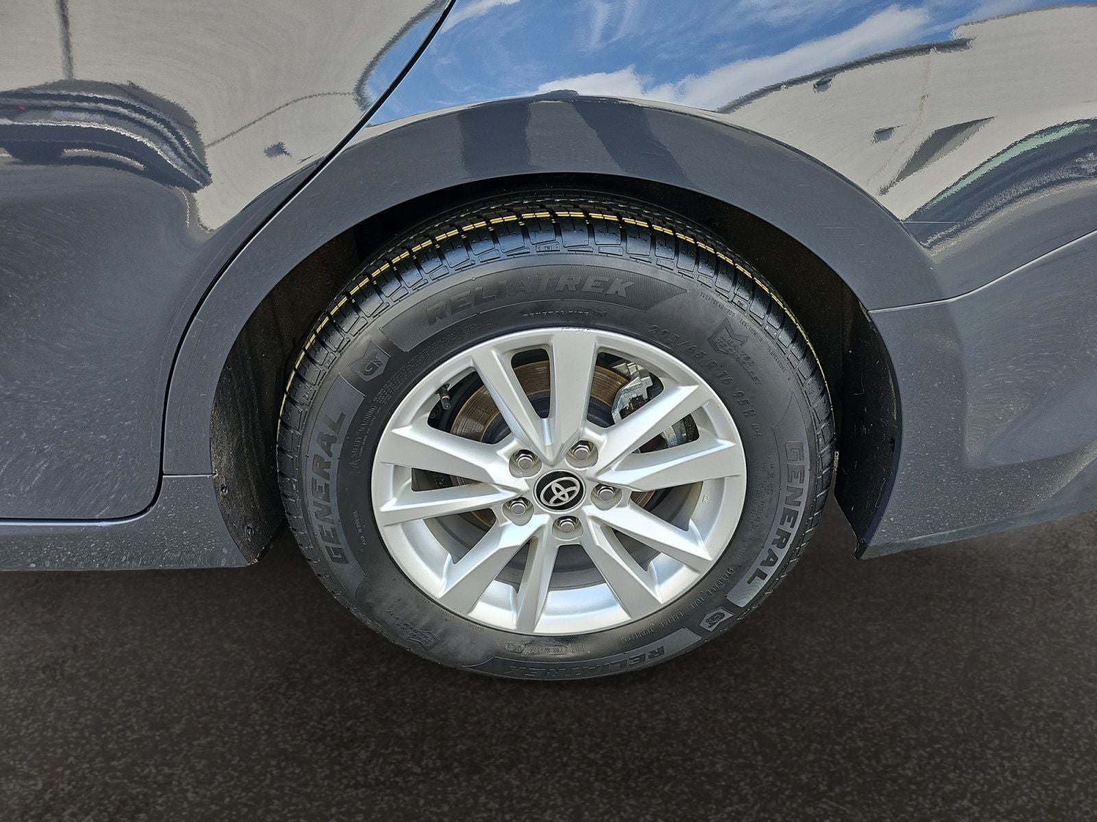 2025 Toyota Camry LE