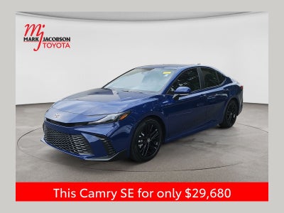 2025 Toyota Camry SE