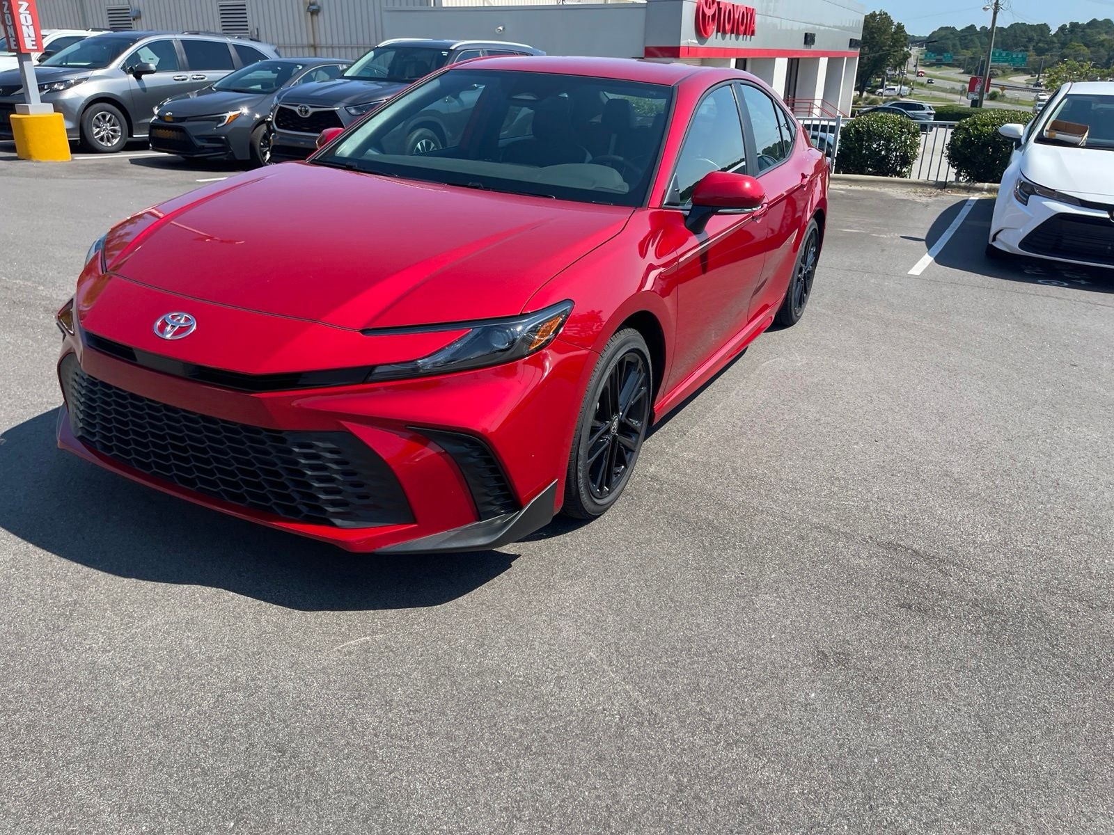 2025 Toyota Camry SE