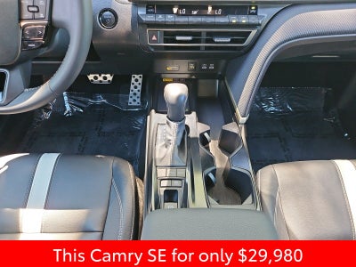 2025 Toyota Camry SE