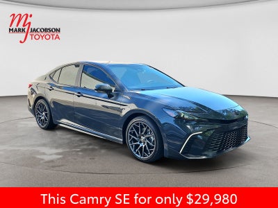 2025 Toyota Camry SE