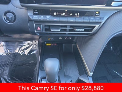 2025 Toyota Camry SE