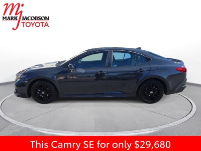 2025 Toyota Camry SE