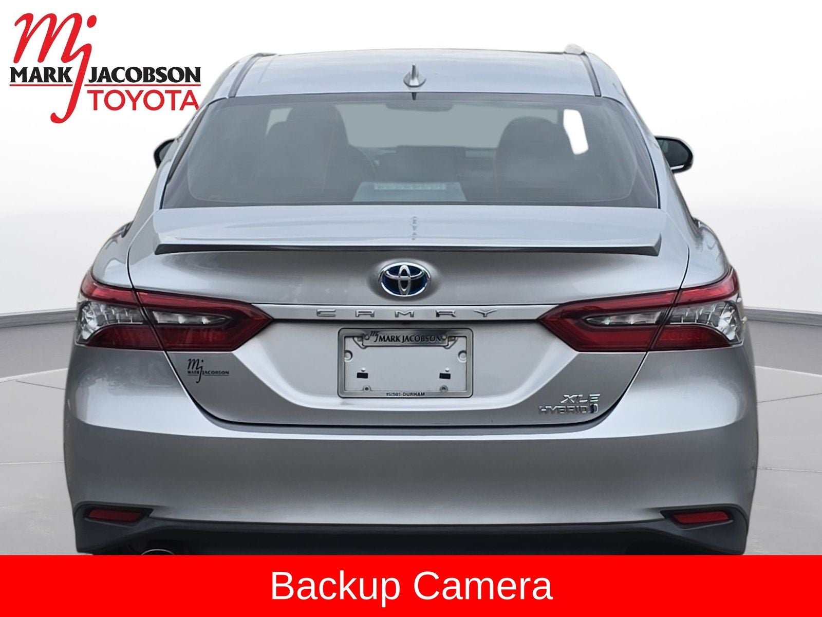 2022 Toyota Camry Hybrid XLE