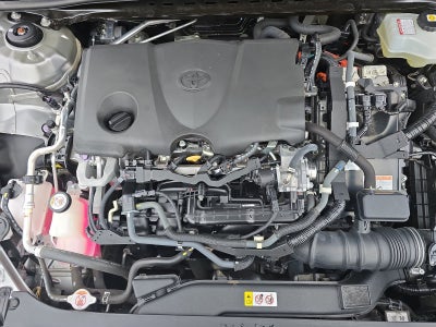 2022 Toyota Camry Hybrid XLE