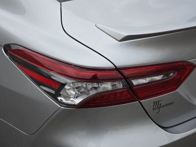 2022 Toyota Camry Hybrid XLE