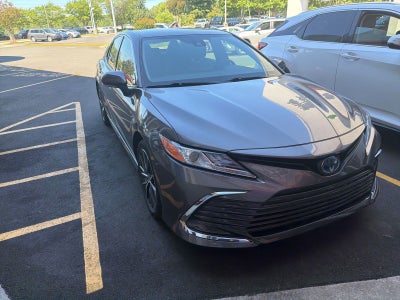 2023 Toyota Camry Hybrid XLE