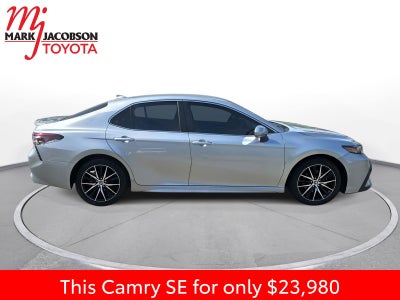 2024 Toyota Camry SE