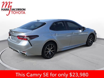 2024 Toyota Camry SE
