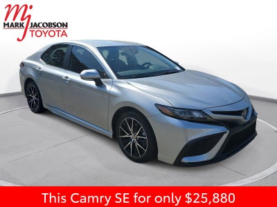 2024 Toyota Camry SE