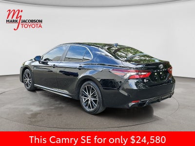 2024 Toyota Camry SE