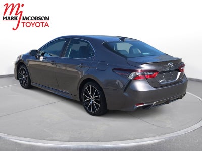 2021 Toyota Camry SE