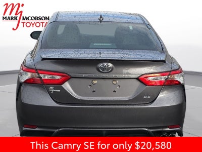 2020 Toyota Camry SE
