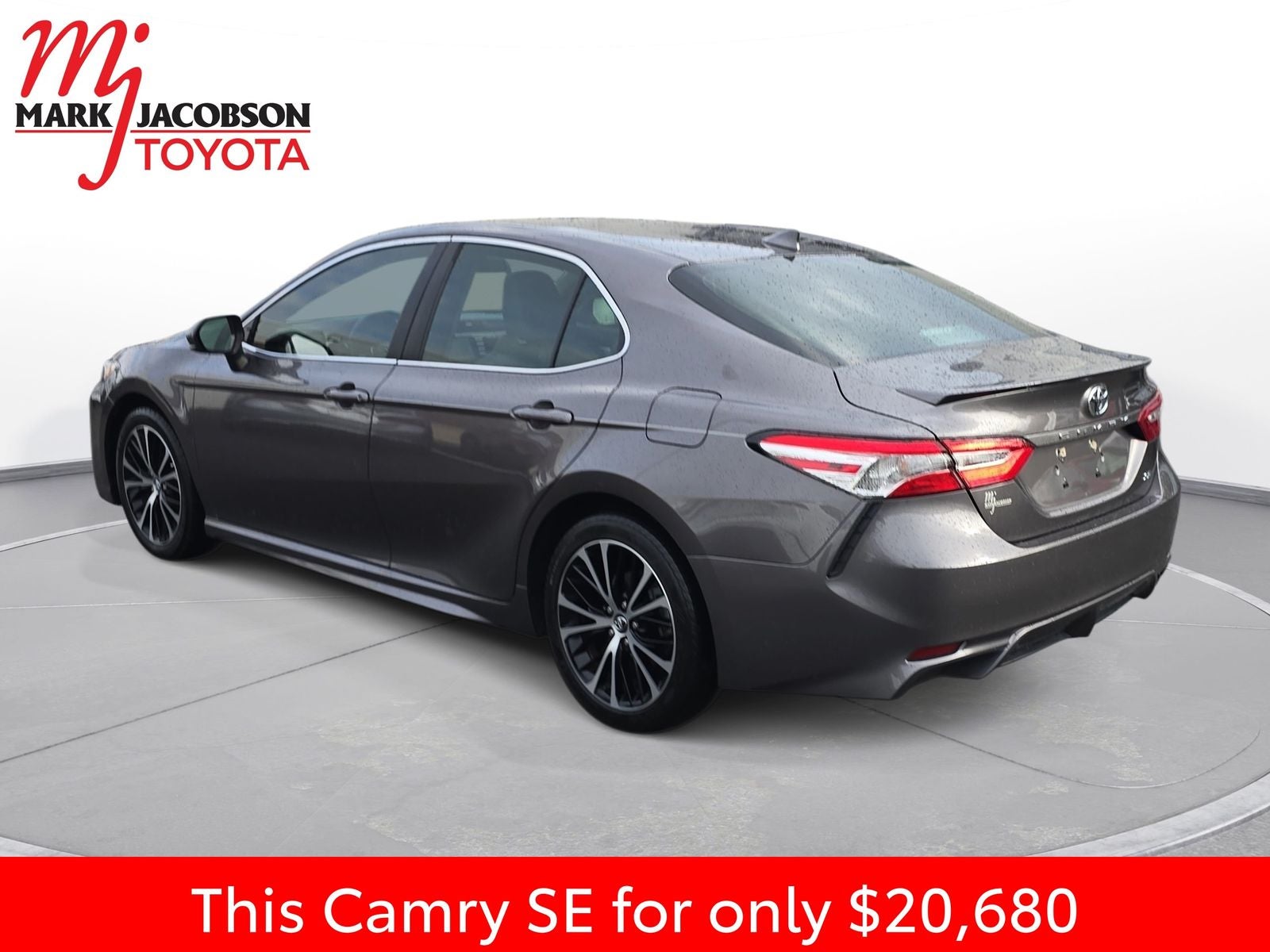 2020 Toyota Camry SE