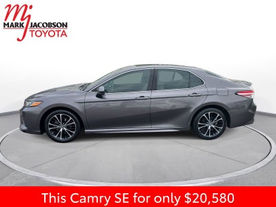 2020 Toyota Camry SE