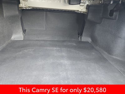 2020 Toyota Camry SE