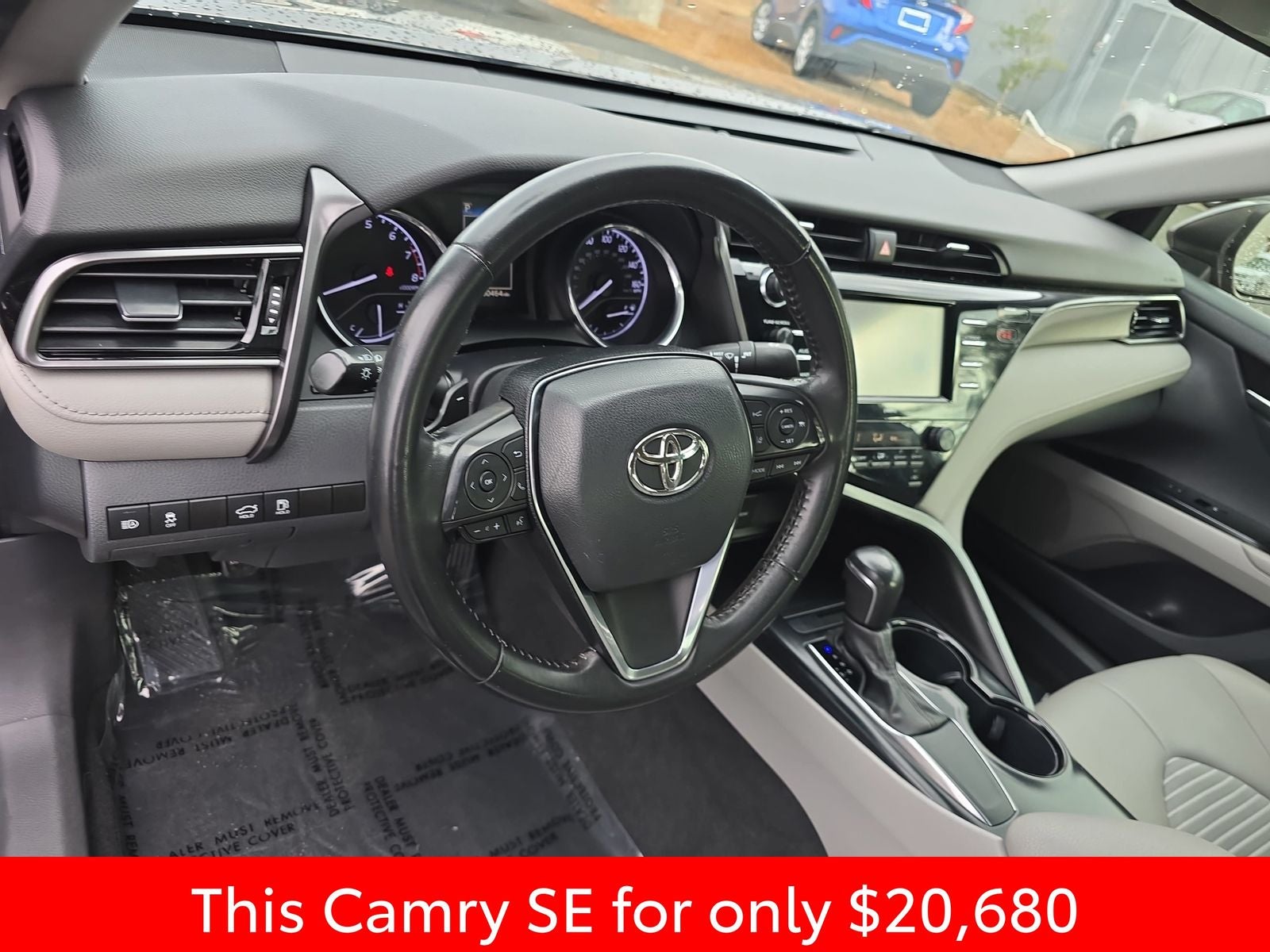 2020 Toyota Camry SE