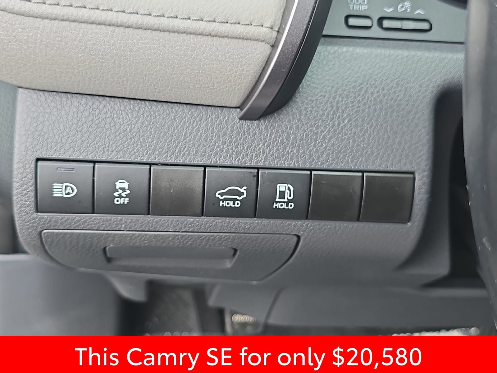 2020 Toyota Camry SE