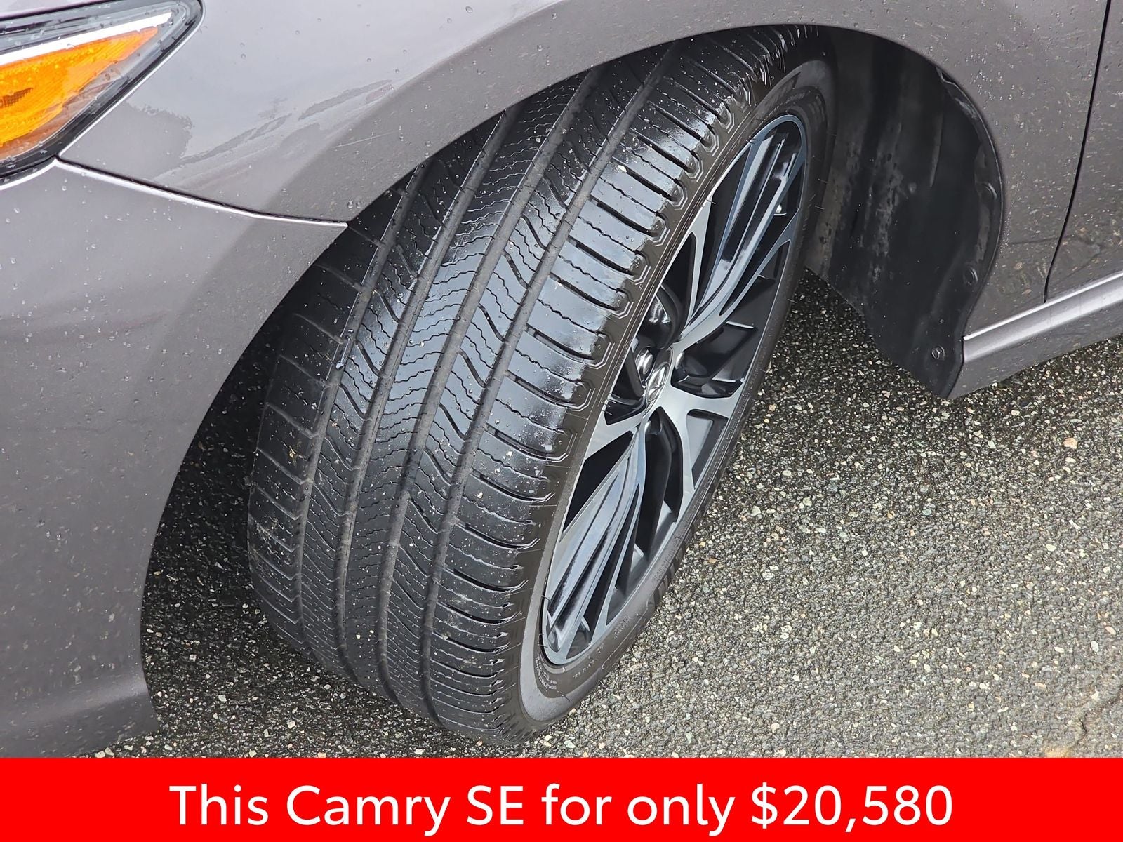 2020 Toyota Camry SE