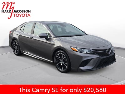 2020 Toyota Camry SE