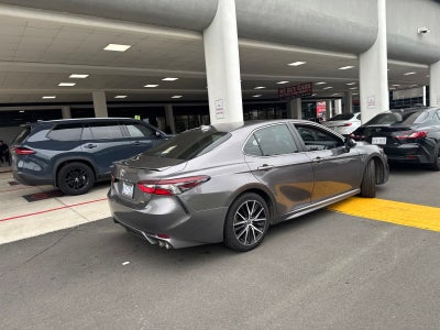 2023 Toyota Camry SE