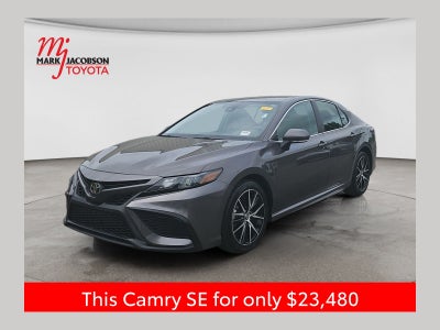 2022 Toyota Camry SE