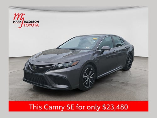 2022 Toyota Camry SE