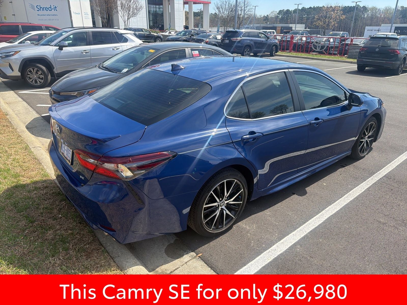 2023 Toyota Camry SE