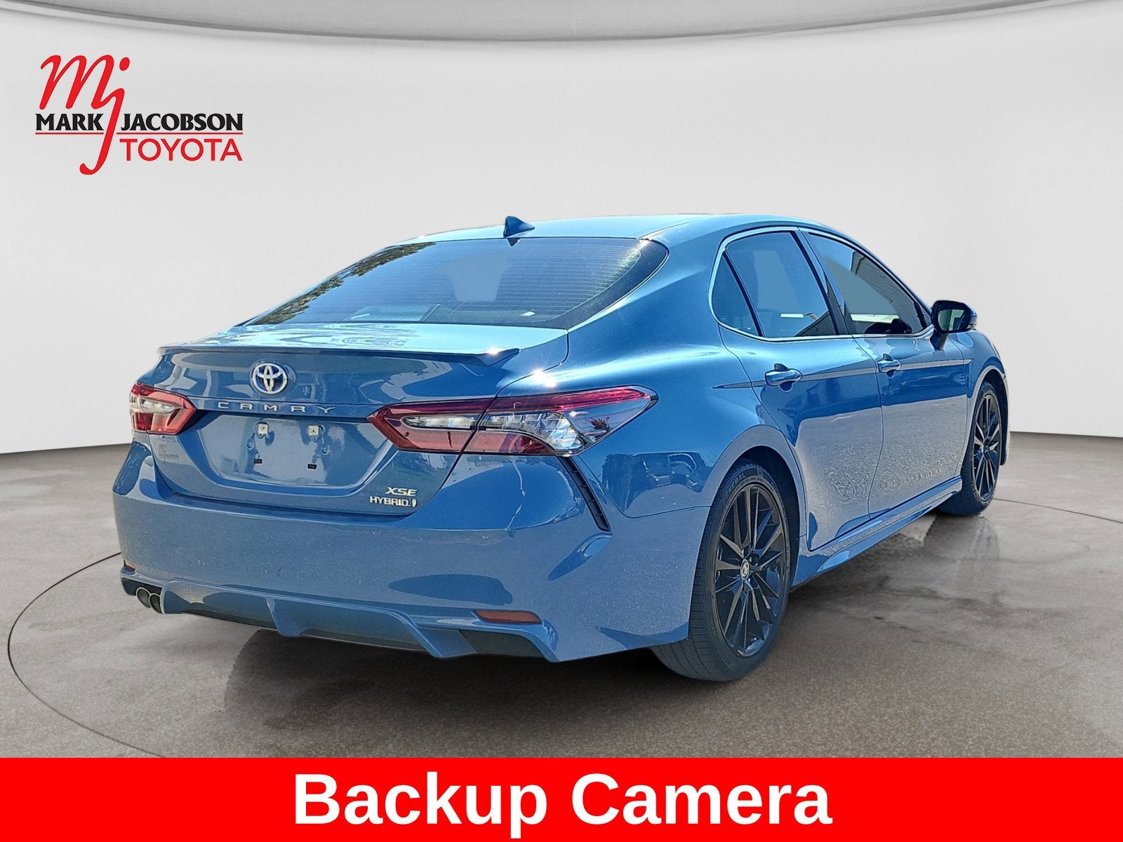 2023 Toyota Camry Hybrid XSE