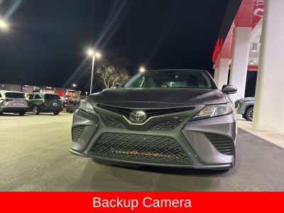 2020 Toyota Camry SE