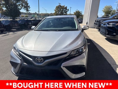 2022 Toyota Camry SE