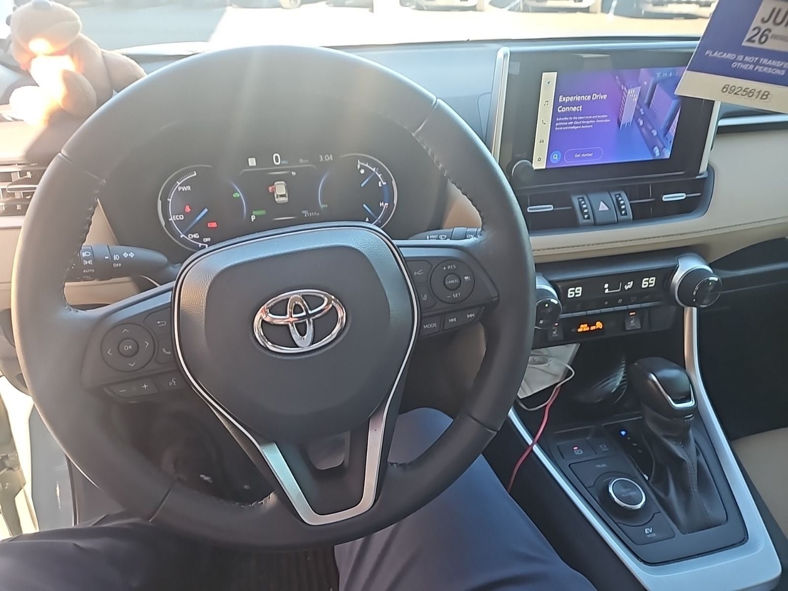 2023 Toyota RAV4 Hybrid XLE Premium