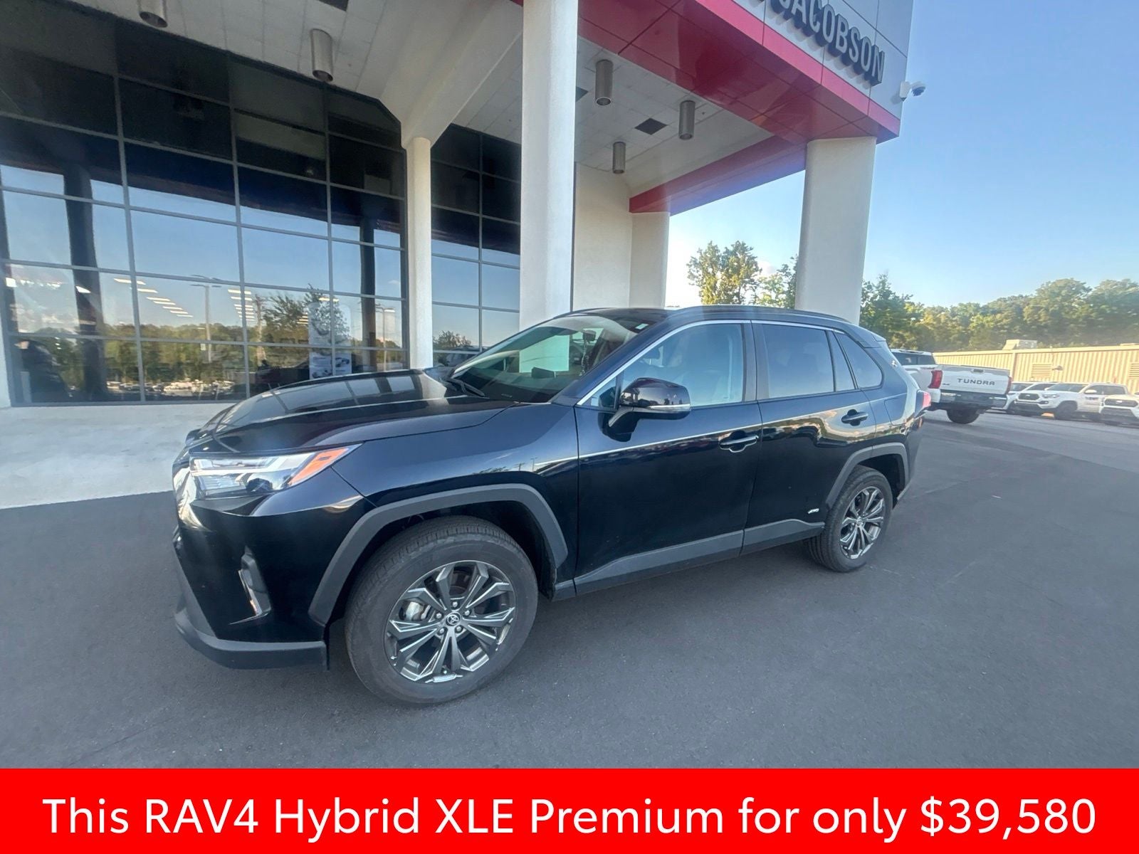 2023 Toyota RAV4 Hybrid XLE Premium