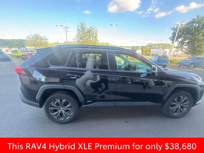 2023 Toyota RAV4 Hybrid XLE Premium