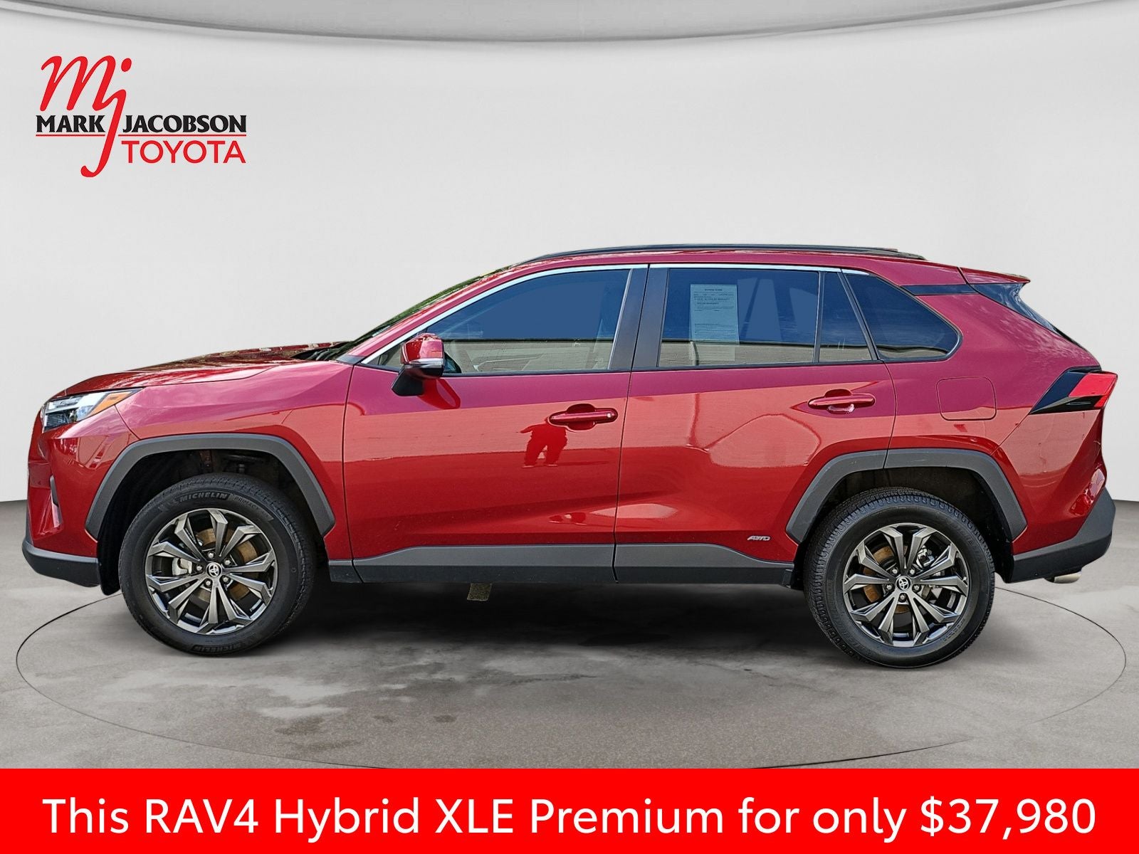 2023 Toyota RAV4 Hybrid XLE Premium