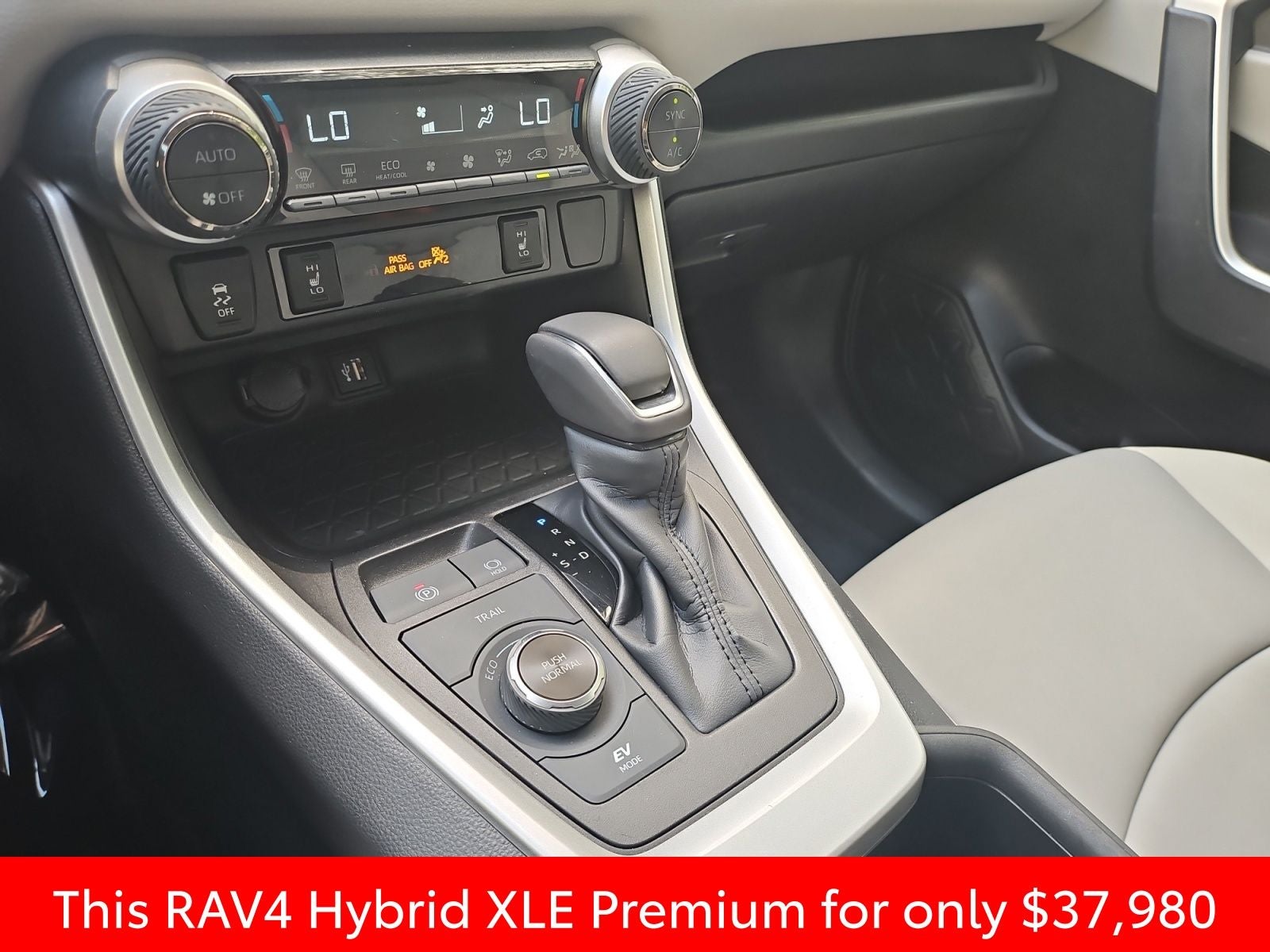 2023 Toyota RAV4 Hybrid XLE Premium