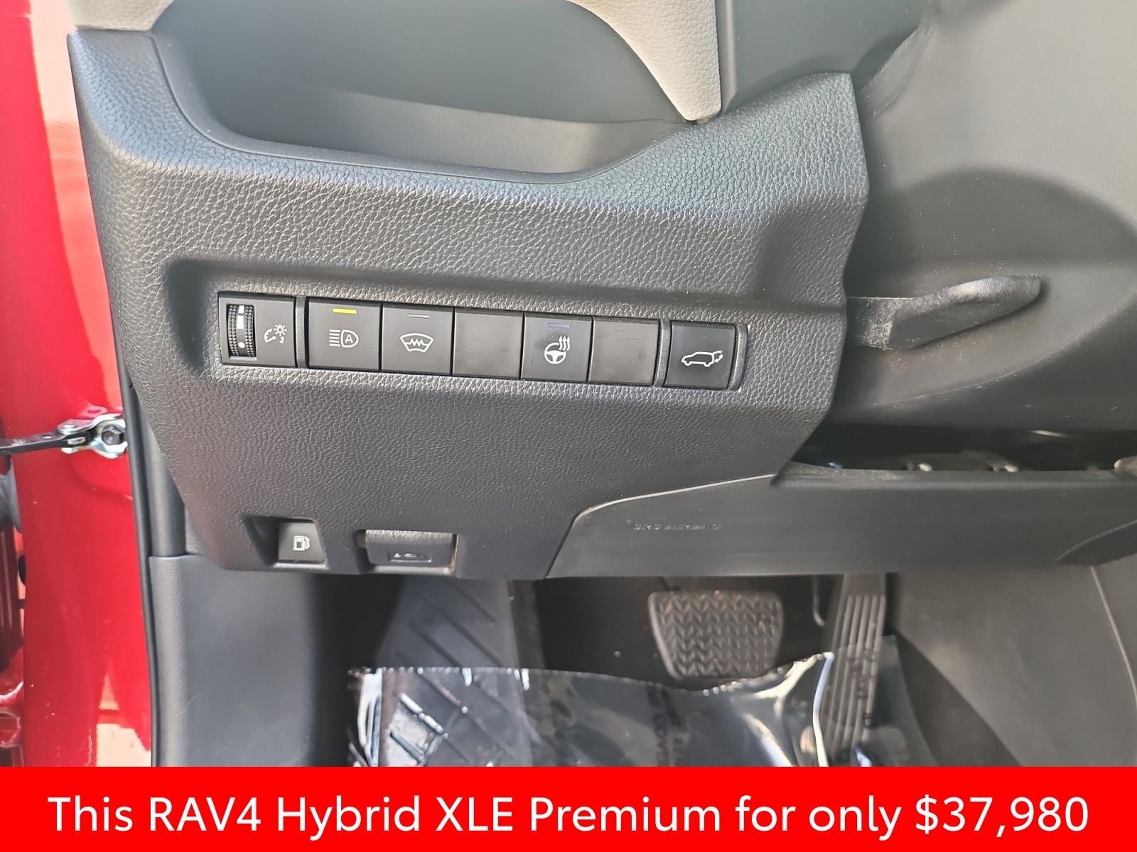 2023 Toyota RAV4 Hybrid XLE Premium