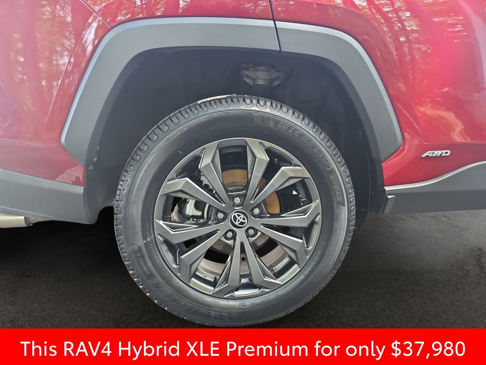 2023 Toyota RAV4 Hybrid XLE Premium