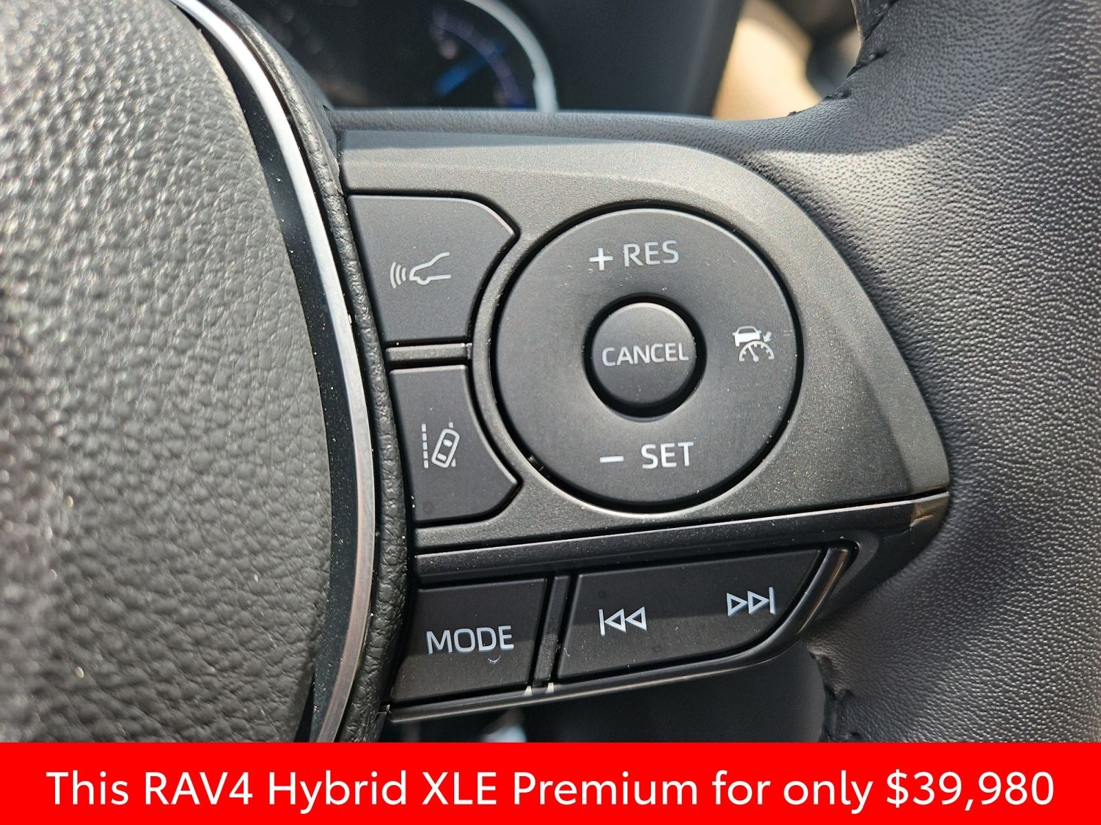 2025 Toyota RAV4 Hybrid XLE Premium