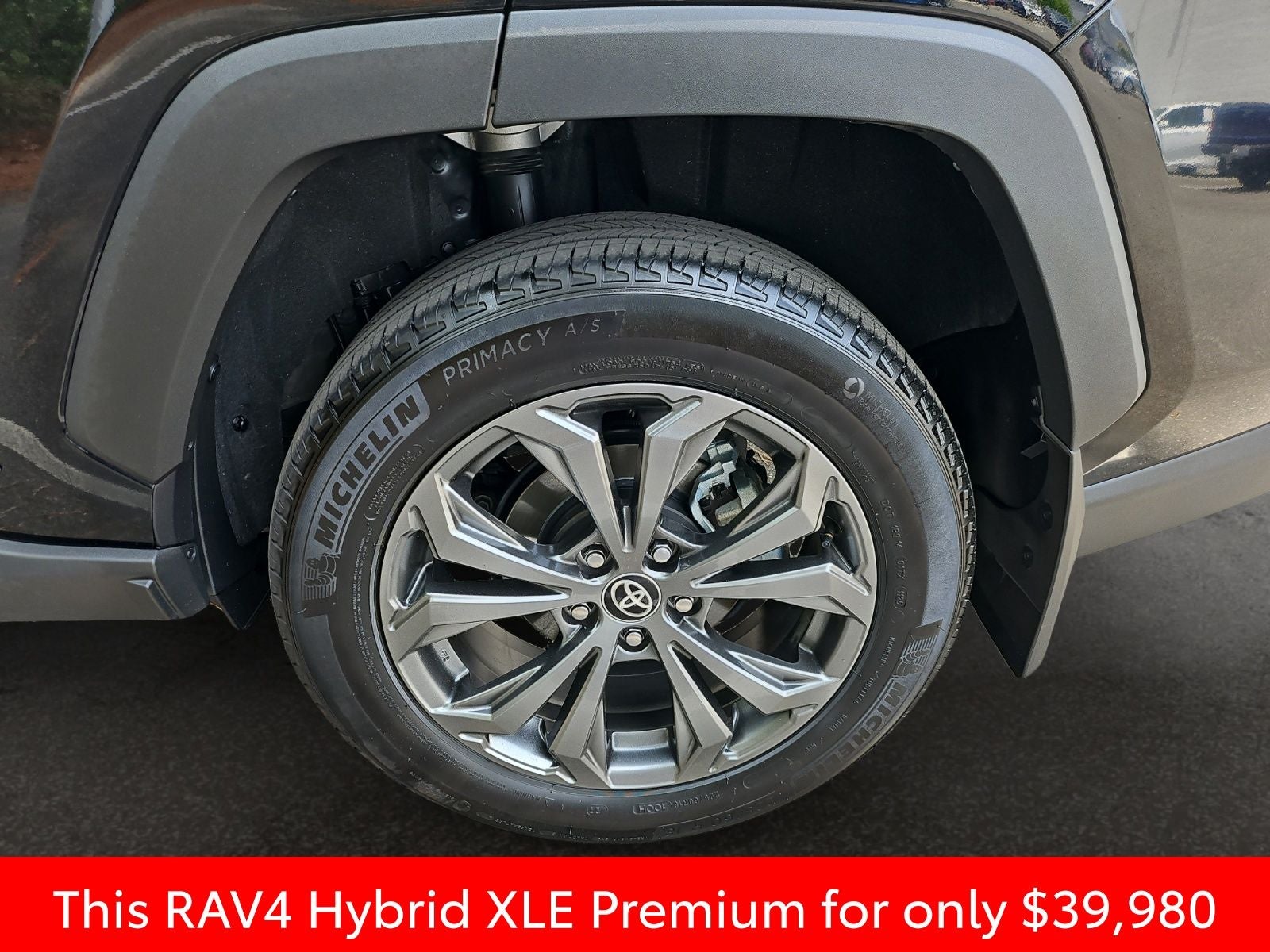 2025 Toyota RAV4 Hybrid XLE Premium