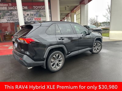 2022 Toyota RAV4 Hybrid XLE Premium