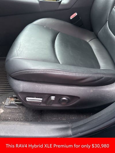 2022 Toyota RAV4 Hybrid XLE Premium