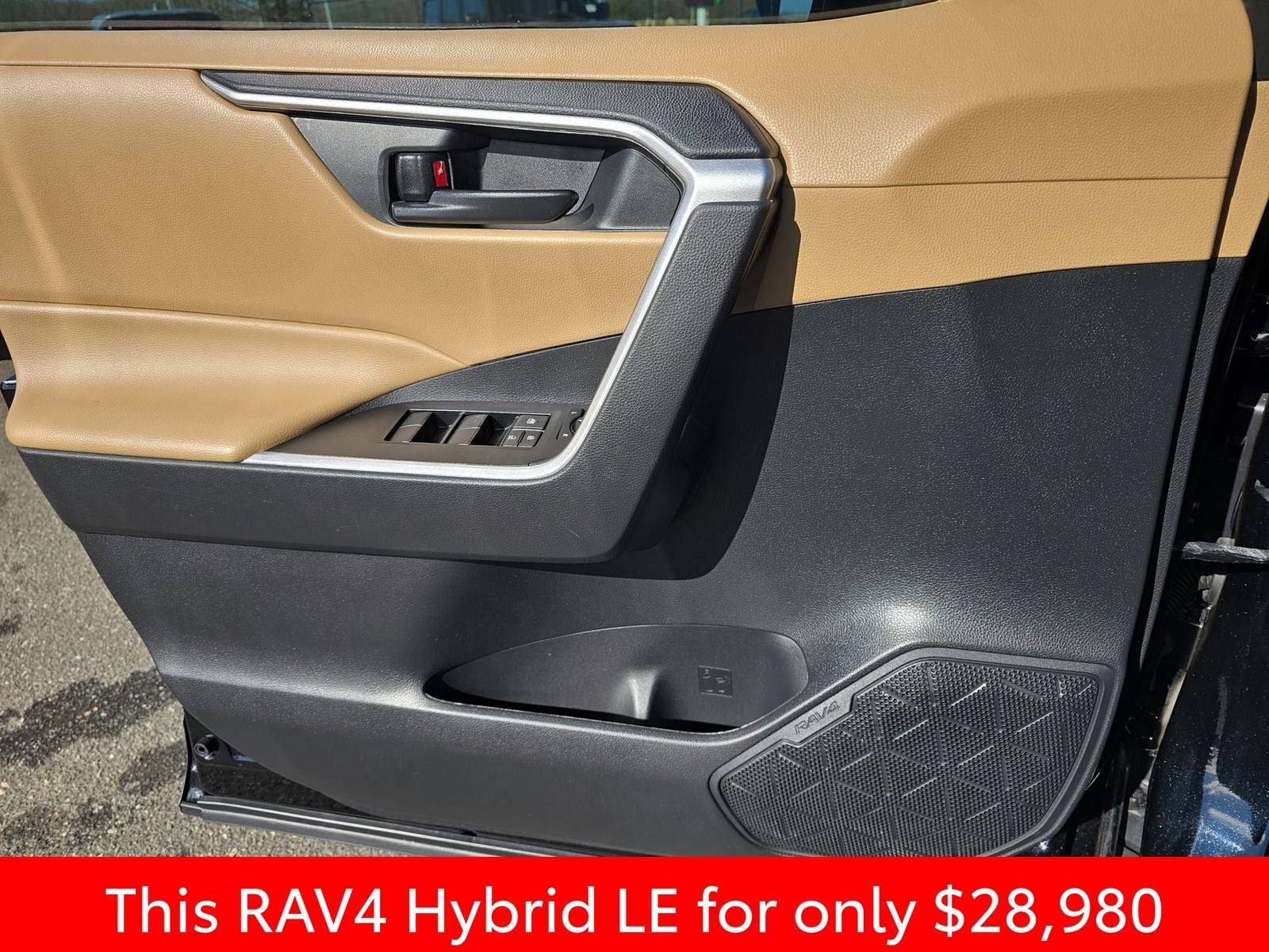 2024 Toyota RAV4 Hybrid LE