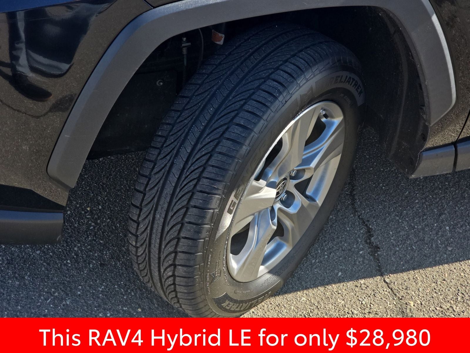 2024 Toyota RAV4 Hybrid LE