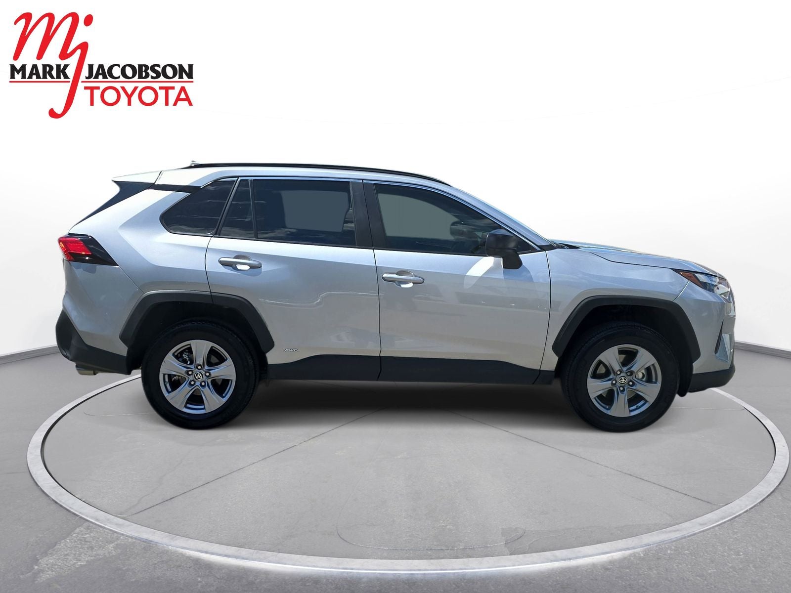 2024 Toyota RAV4 Hybrid LE