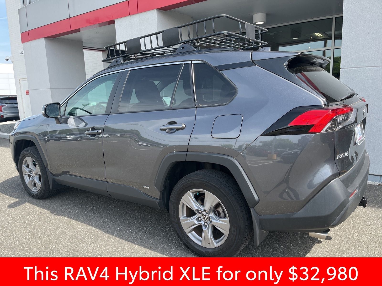 2023 Toyota RAV4 Hybrid XLE