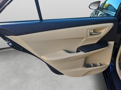 2016 Toyota Camry LE